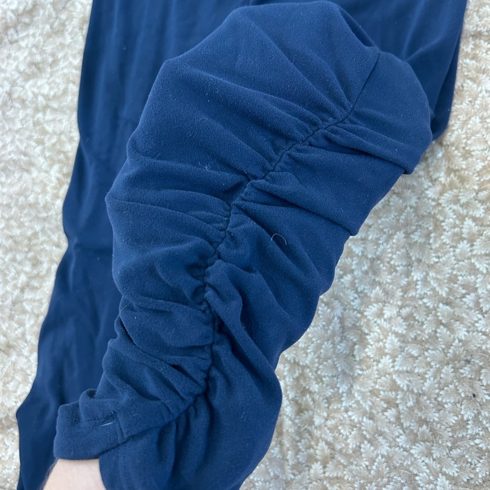 Lululemon Navy Ruched Leggings Sz 0 - Picture 4 of 5
